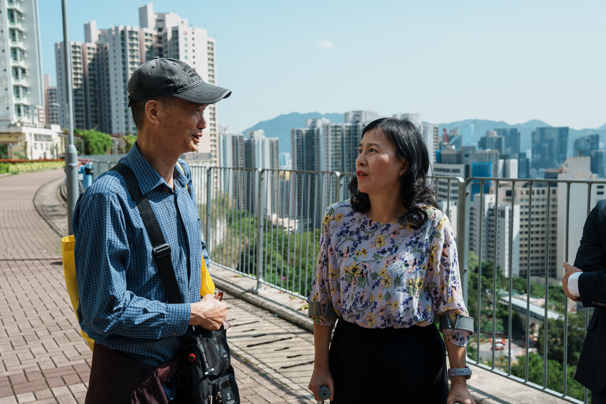 安泰邨居民李先生對我們即將興建的智慧綠色集體運輸系統十分期待。