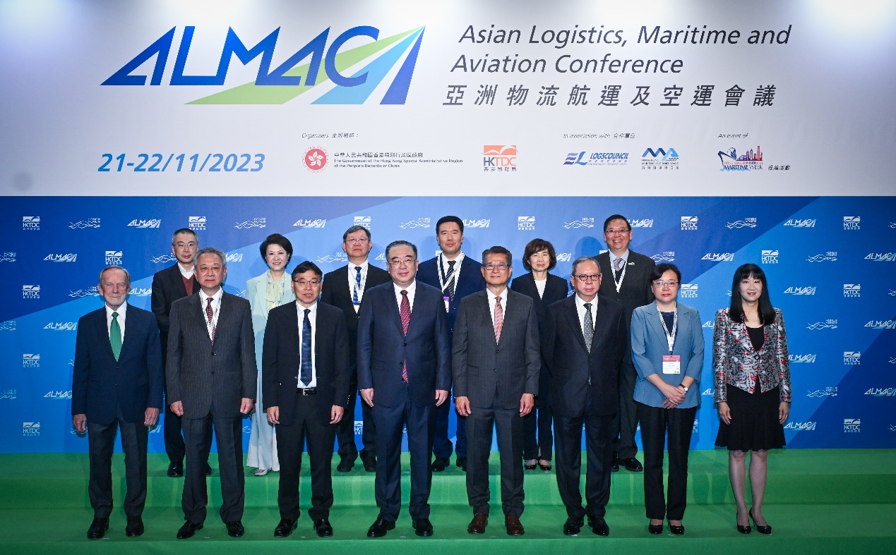 The two-day Asia Logistics and Maritime Conference gathered more than 2,000 global delegates. The Financial Secretary, Mr Paul Chan, also shared his insights at the Conference.